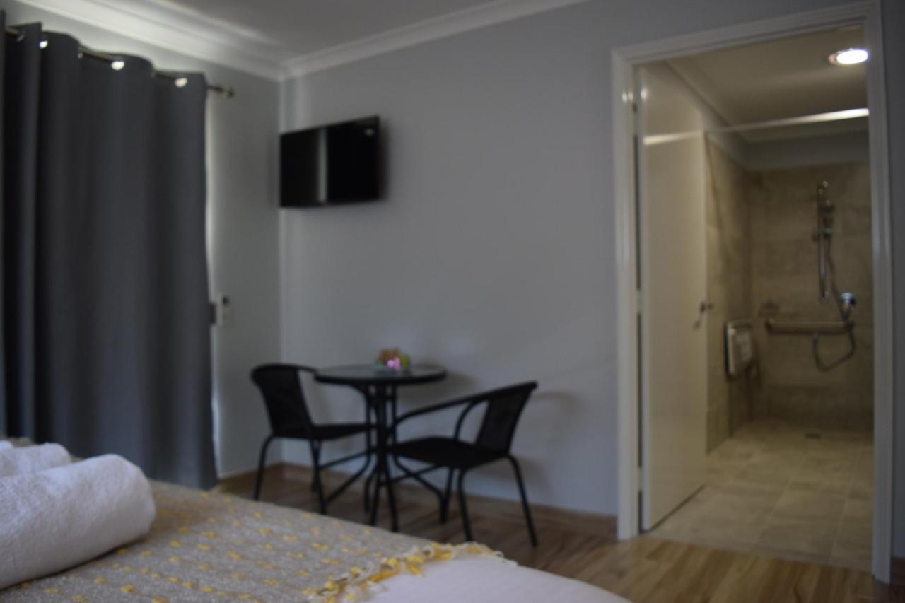 Eagle Bay House Bed & Breakfast ดันส์โบโรห์ ภายนอก รูปภาพ