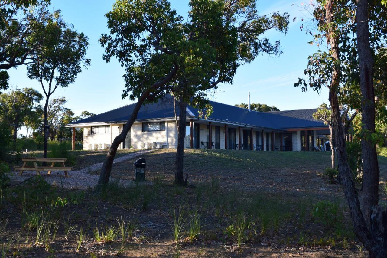 Eagle Bay House Bed & Breakfast ดันส์โบโรห์ ภายนอก รูปภาพ