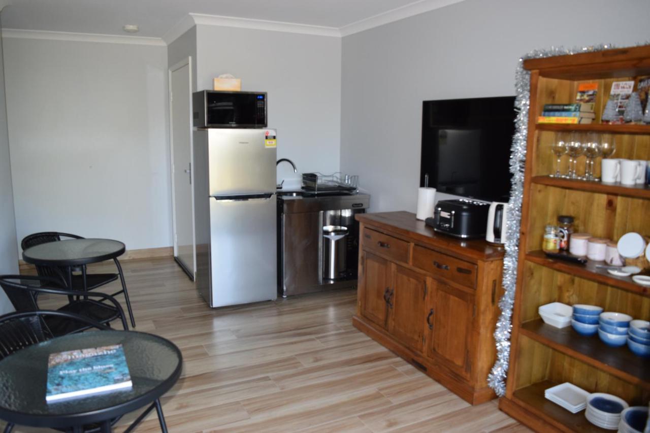 Eagle Bay House Bed & Breakfast ดันส์โบโรห์ ภายนอก รูปภาพ