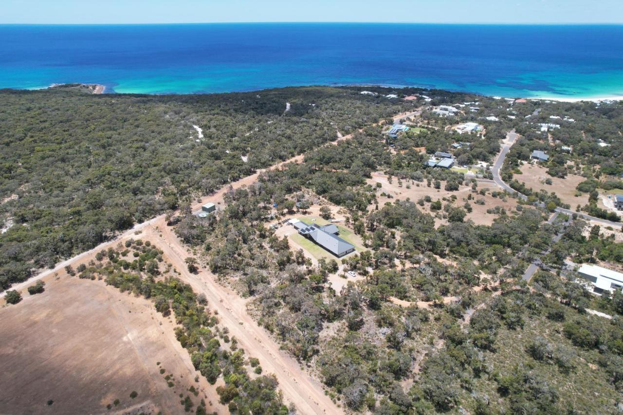 Eagle Bay House Bed & Breakfast ดันส์โบโรห์ ภายนอก รูปภาพ